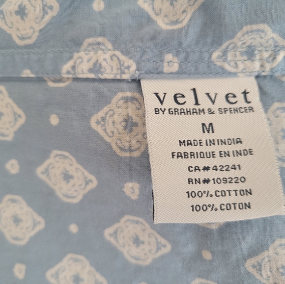 Velvet by Graham & Spencer down Shirt. Size M - Picture 8 of 11